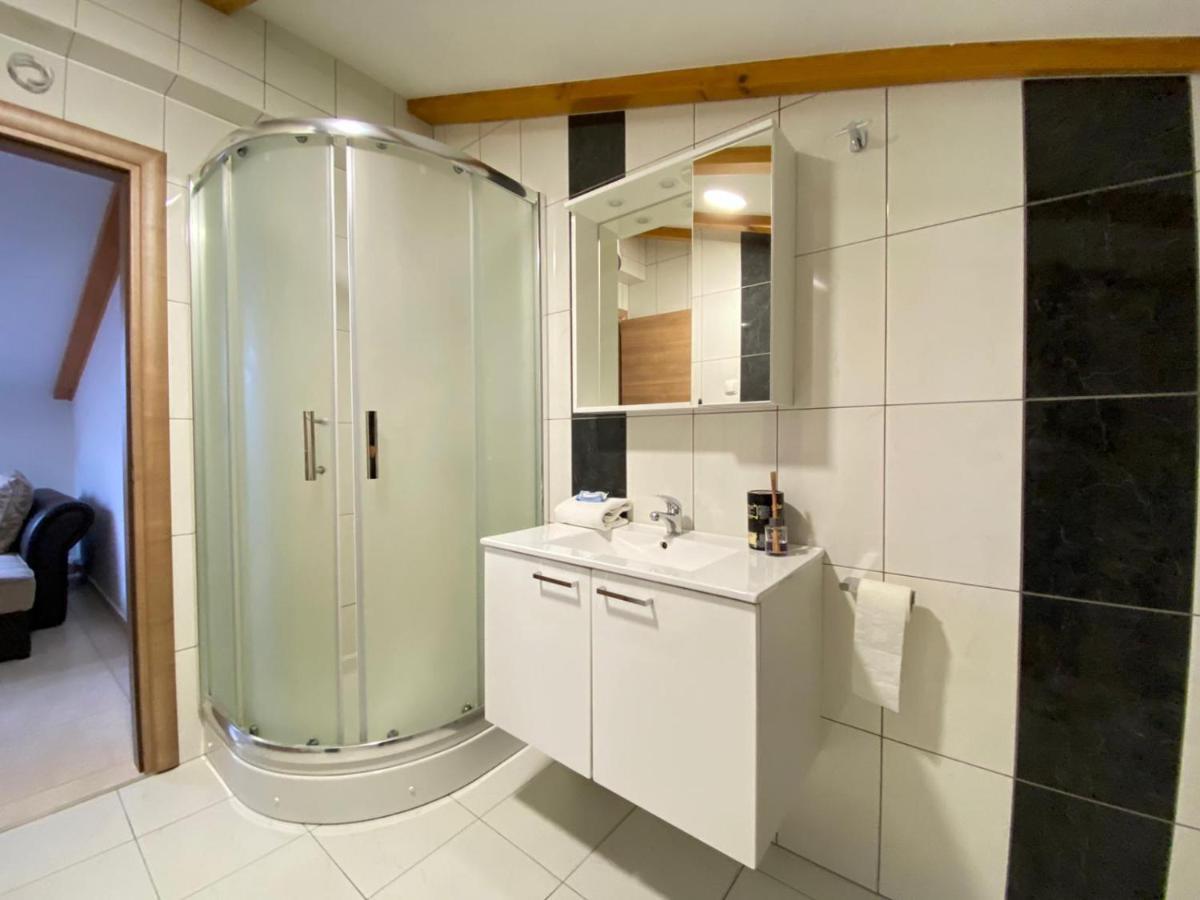 Apartmani Amra Novi Vinodolski Bagian luar foto