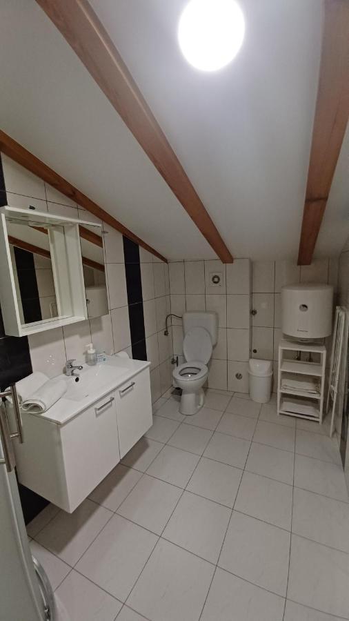 Apartmani Amra Novi Vinodolski Bagian luar foto