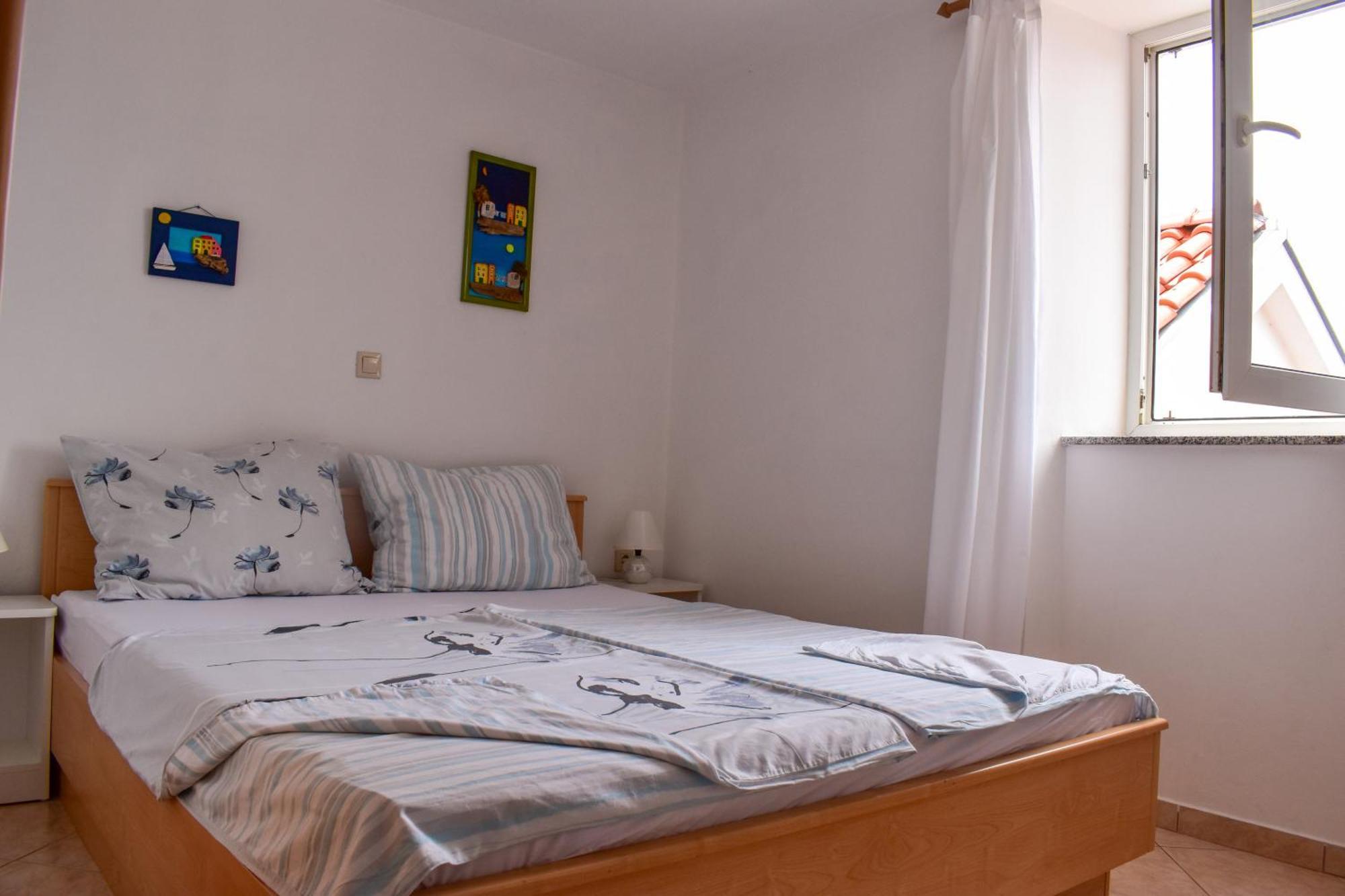 Apartmani Amra Novi Vinodolski Bagian luar foto