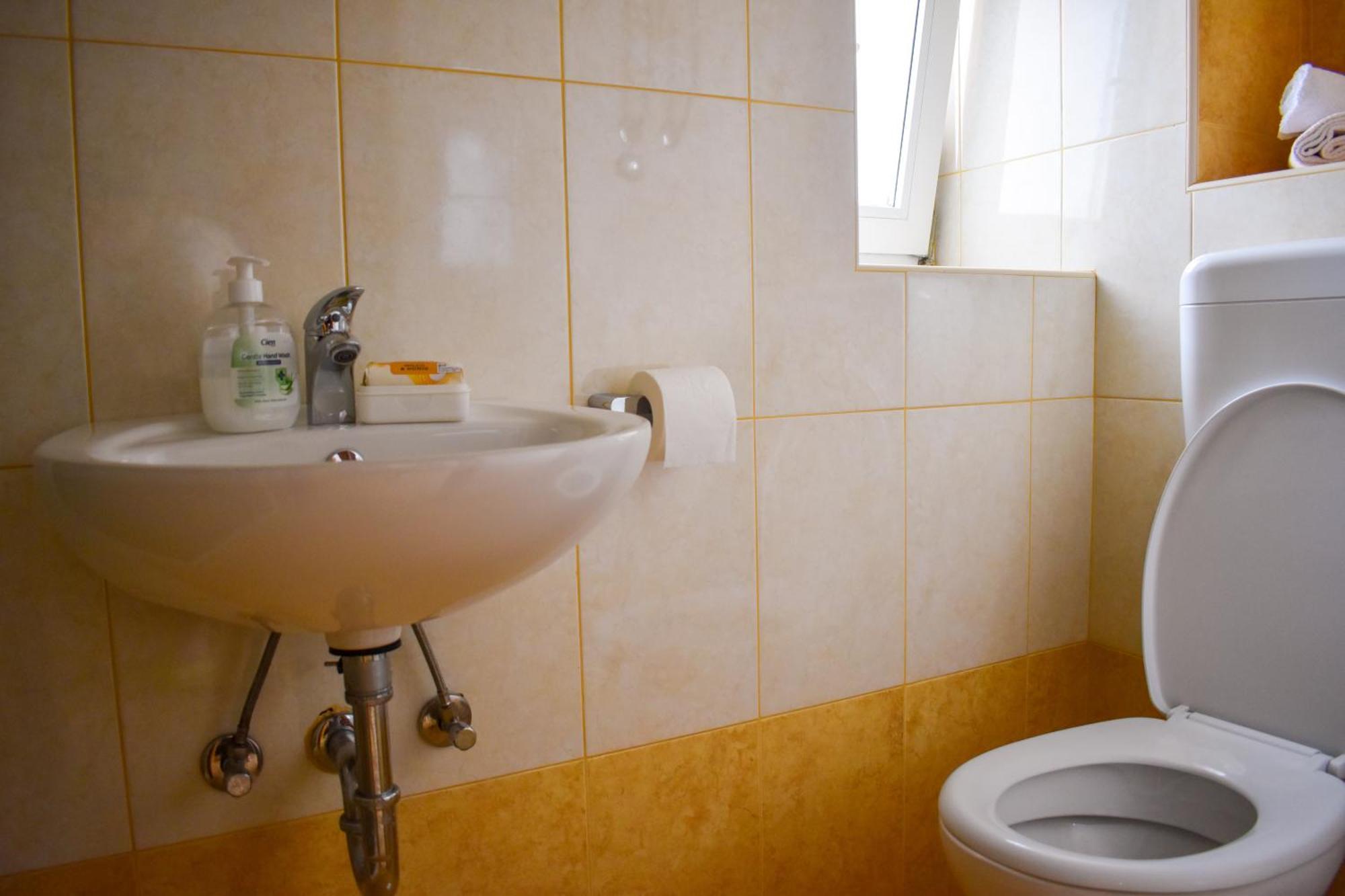 Apartmani Amra Novi Vinodolski Ruang foto